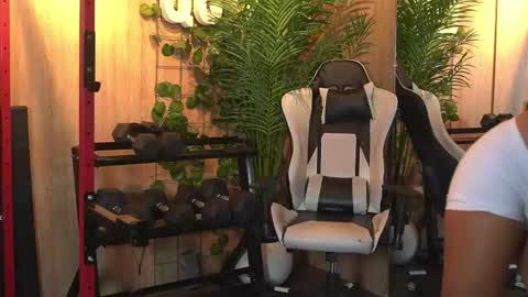 Kim online show from 11.13.25