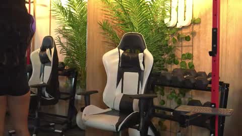 Snapshot of kim_beckett chatting on 02.28.26 Kim online show from 02.28.26