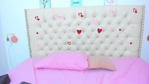 Snapshot of kim_eli chatting on 02.16.25 kim_eli online show from 02.16.25