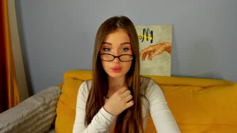 Kim online show from 04.21.26