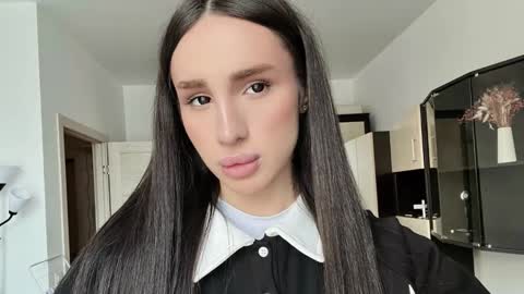 Kim Oberlin online show from 02.08.26