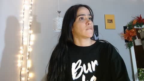 Snapshot of kimandyuk chatting on 12.17.24 Kim  Yuk online show from 12.17.24