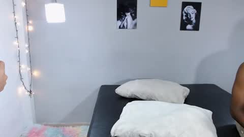 Snapshot of kimandyuk chatting on 01.14.25 Kim  Yuk online show from 01.14.25