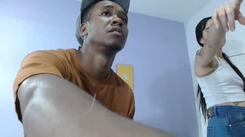 Snapshot of kimandyuk chatting on 01.15.25 Kim  Yuk online show from 01.15.25