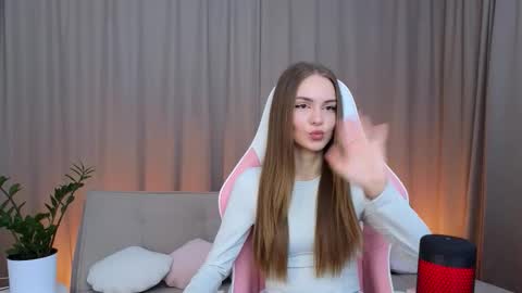 kimbeerlou online show from 10.04.25