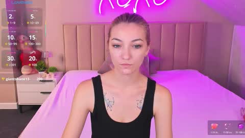 Snapshot of kimberlly_smith chatting on 12.15.25 kimberlly_smith online show from 12.15.25