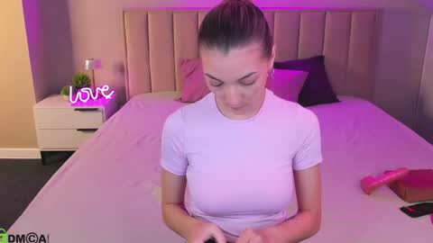 kimberlly_smith online show from 05.19.26