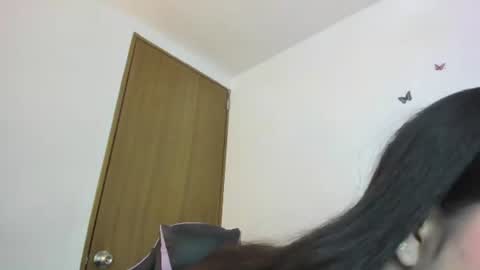 Snapshot of kimberly0825 chatting on 06.14.26 kamila online show from 06.14.26