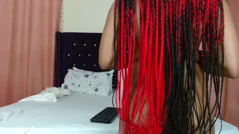 Snapshot of kimberly_blaze chatting on 03.02.25 kimberly_blaze online show from 03.02.25