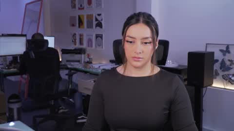 Kimberly 1200-1900 GMT-5 online show from 12.01.25