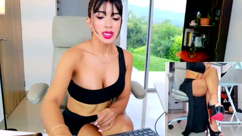 Snapshot of kimberly_hot2 chatting on 03.03.26 Melissa online show from 03.03.26