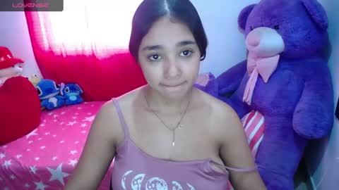 Snapshot of kimberly_slim chatting on 07.15.26 Kim online show from 07.15.26