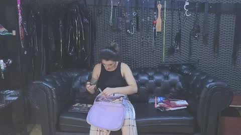  KIMBERLY SWAN  online show from 03.05.25