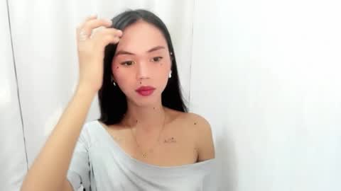 Snapshot of kimberly_tart chatting on 11.18.25 Kimberly online show from 11.18.25