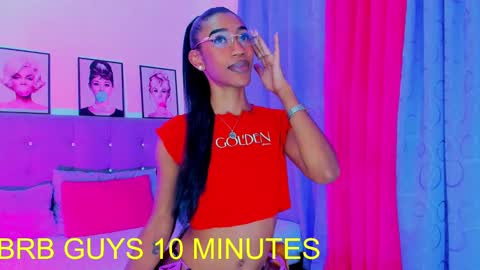 Snapshot of kimberly_thompsom chatting on 01.21.25 Your Queen KIM online show from 01.21.25