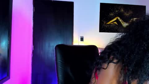 Kimberly Banks online show from 02.12.25