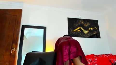 Kimberly Banks online show from 01.07.26