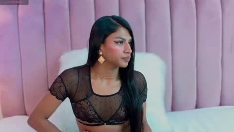 Snapshot of kimberlyn_burbano chatting on 06.19.26 Kimberlyn online show from 06.19.26