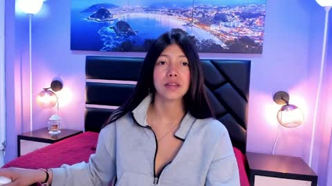 Kimberly Villalobos online show from 04.10.26