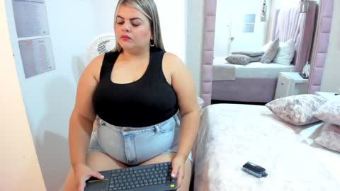 KimBrooks online show from 01.18.25