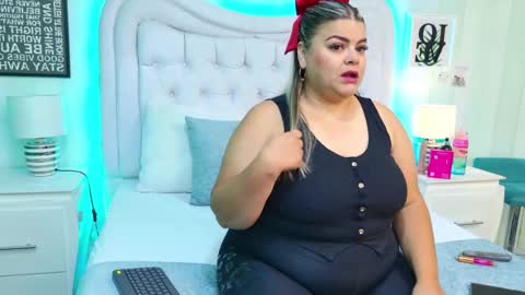 KimBrooks online show from 10.10.25