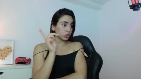 Snapshot of kimcandy_ chatting on 04.28.26 CAMI online show from 04.28.26