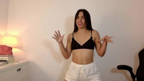 Snapshot of kimcandy_ chatting on 06.10.26 CAMI online show from 06.10.26