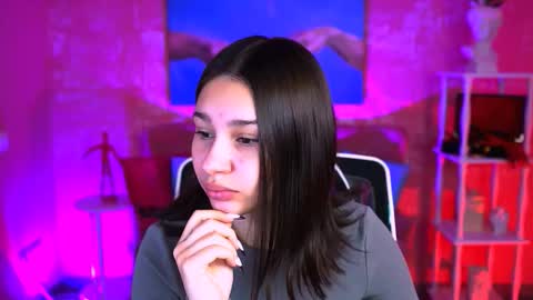 Snapshot of kimclarks chatting on 10.13.25 kimclarks online show from 10.13.25