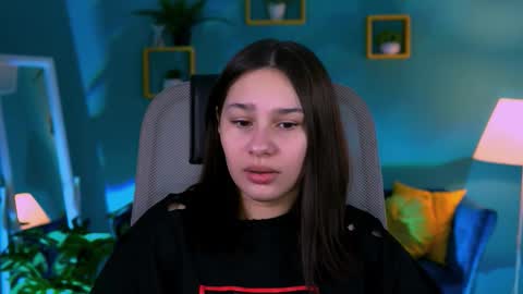 kimclarks online show from 11.09.25