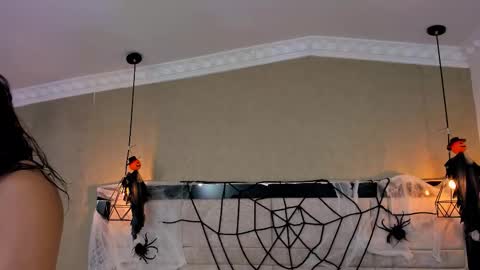 Kim cossey online show from 10.13.25