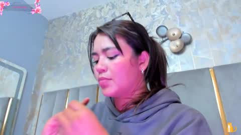  KIM  online show from 03.08.26