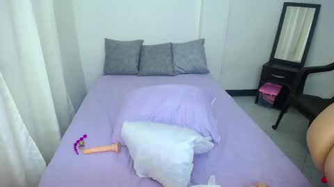 Kimi Kohh online show from 04.10.26