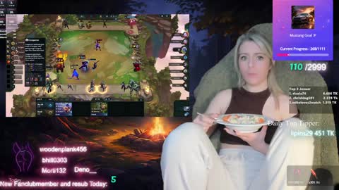 Wolfs Girl online show from 01.12.25