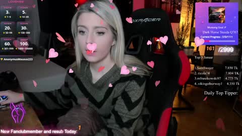 Wolfs Girl online show from 01.30.25