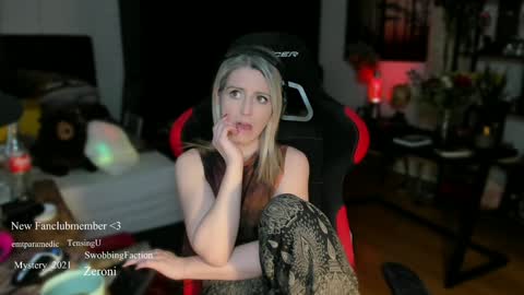 Wolfs Girl online show from 03.09.25