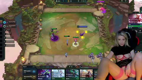 Wolfs Girl online show from 09.20.25