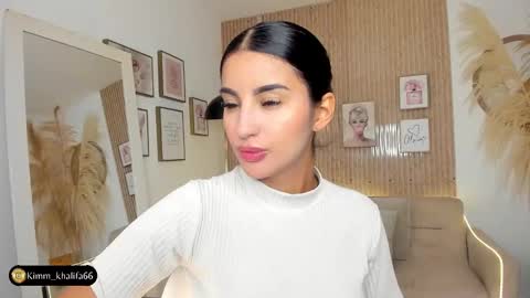 Kim  online show from 01.25.25