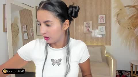 Kim  online show from 02.03.25