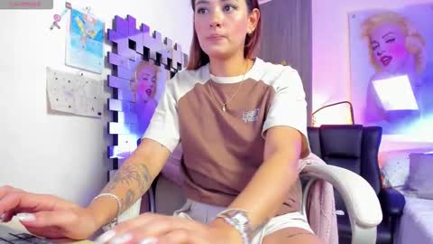 kimmberly_saenz_ online show from 02.03.26