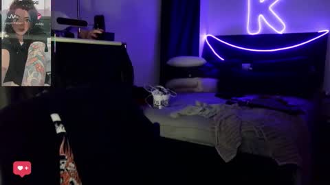 Kimmi online show from 04.12.26