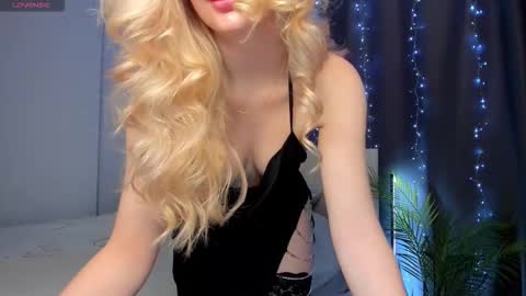 kimmy1_powell online show from 11.12.25