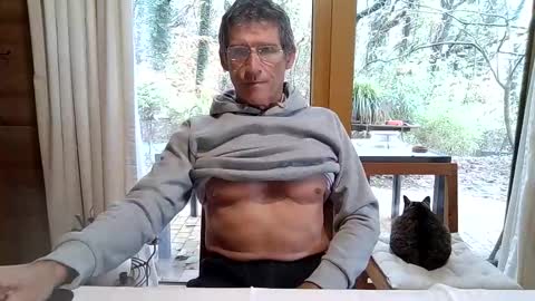 kimonoblues online show from 11.25.25