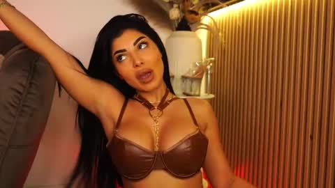 Andreea online show from 10.13.25