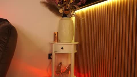 Andreea online show from 12.16.25