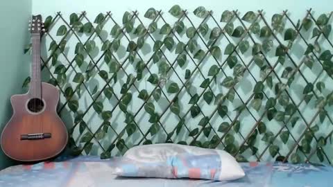 Kim and Zuka online show from 02.12.25