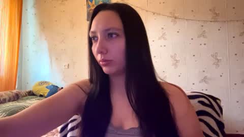 Snapshot of kinacolton chatting on 06.17.26 Jenny online show from 06.17.26