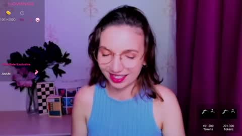Snapshot of kindhazelhere_ chatting on 07.13.26 Hazel online show from 07.13.26