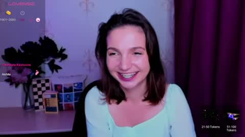 Snapshot of kindhazelhere_ chatting on 07.15.26 Hazel online show from 07.15.26