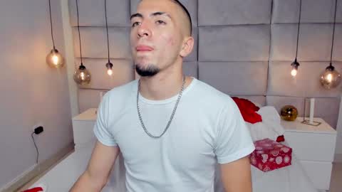 Snapshot of king_dante_ chatting on 12.14.24 King Dante online show from 12.14.24