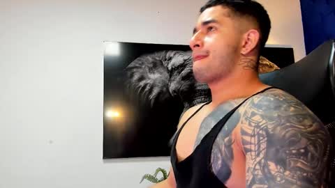 Snapshot of king_falconer chatting on 11.28.25 Angel Falconer online show from 11.28.25